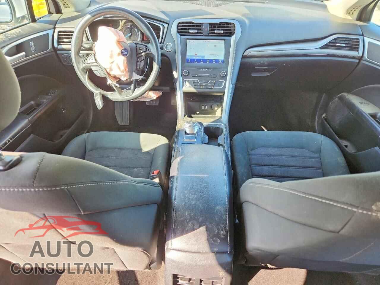 FORD FUSION 2019 - 3FA6P0LU7KR284580