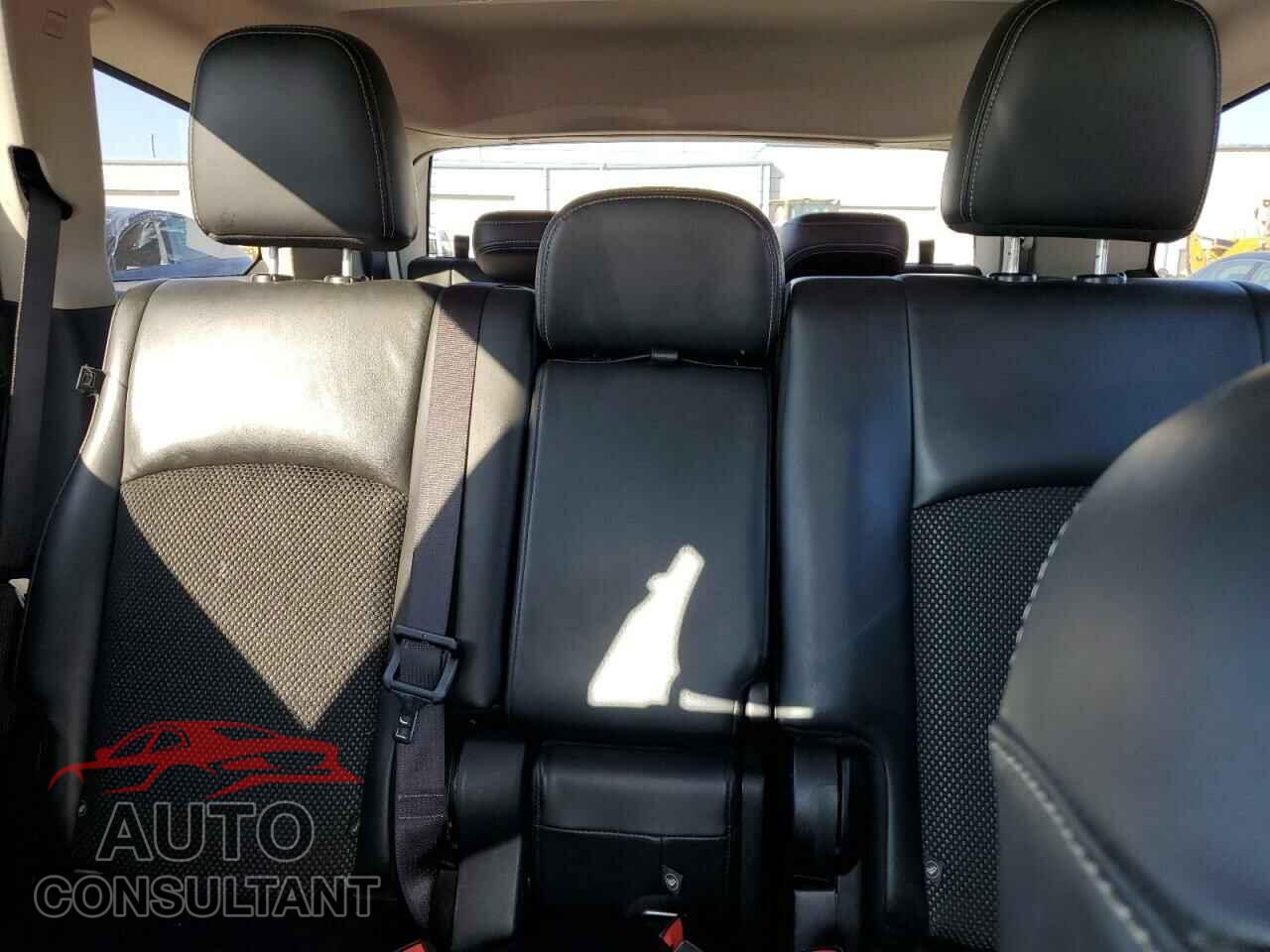 DODGE JOURNEY 2017 - 3C4PDDGG9HT634256