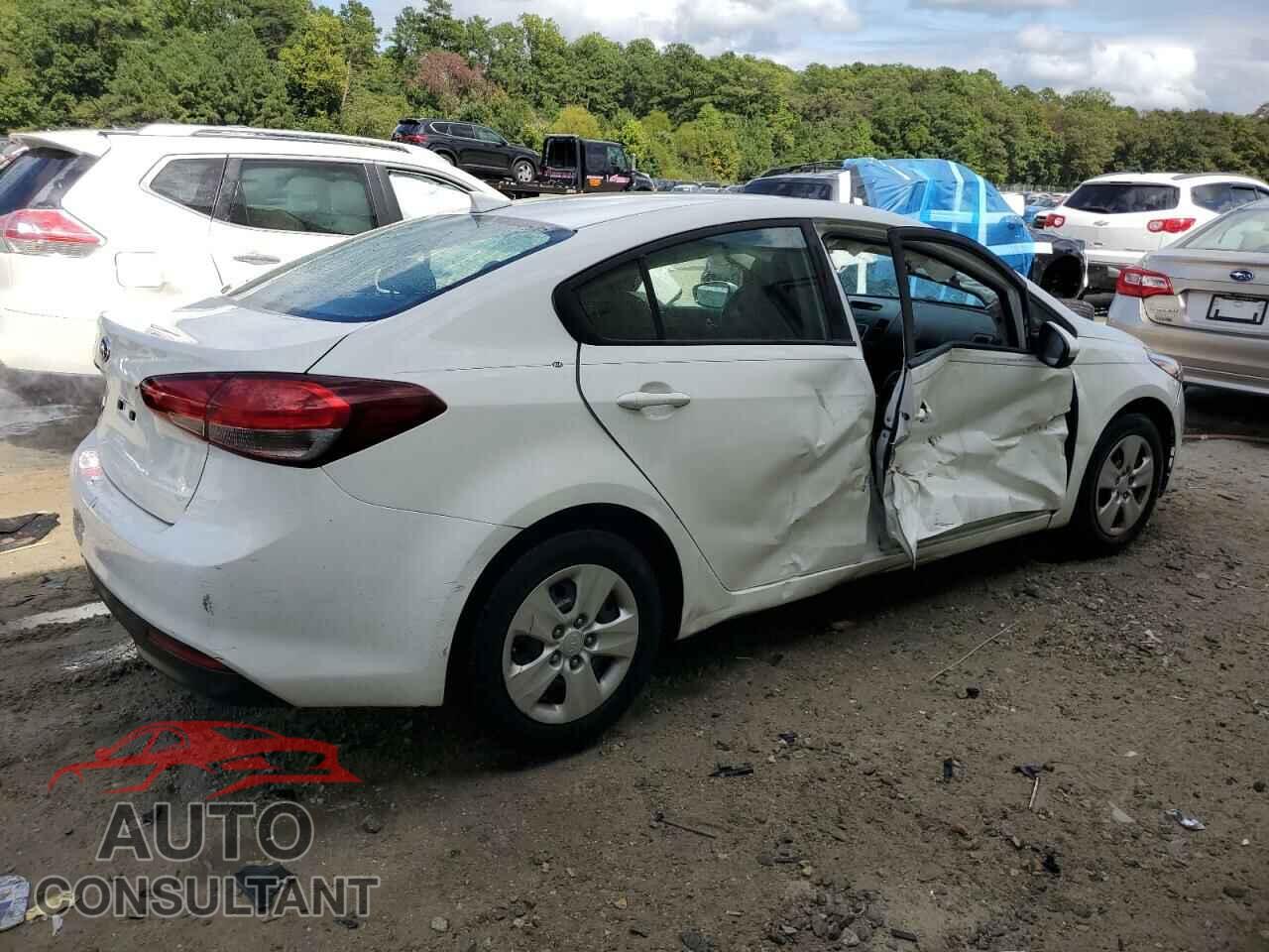 KIA FORTE 2017 - 3KPFK4A77HE145093