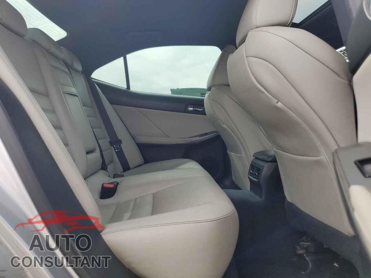 LEXUS IS 2014 - JTHCF1D29E5011049