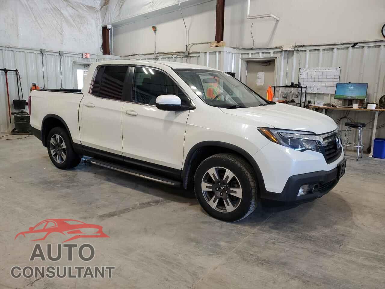 HONDA RIDGELINE 2017 - 5FPYK3F53HB013475