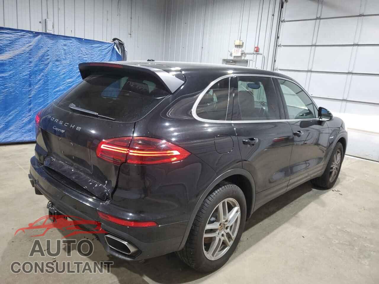 PORSCHE CAYENNE 2015 - WP1AF2A24FLA34902