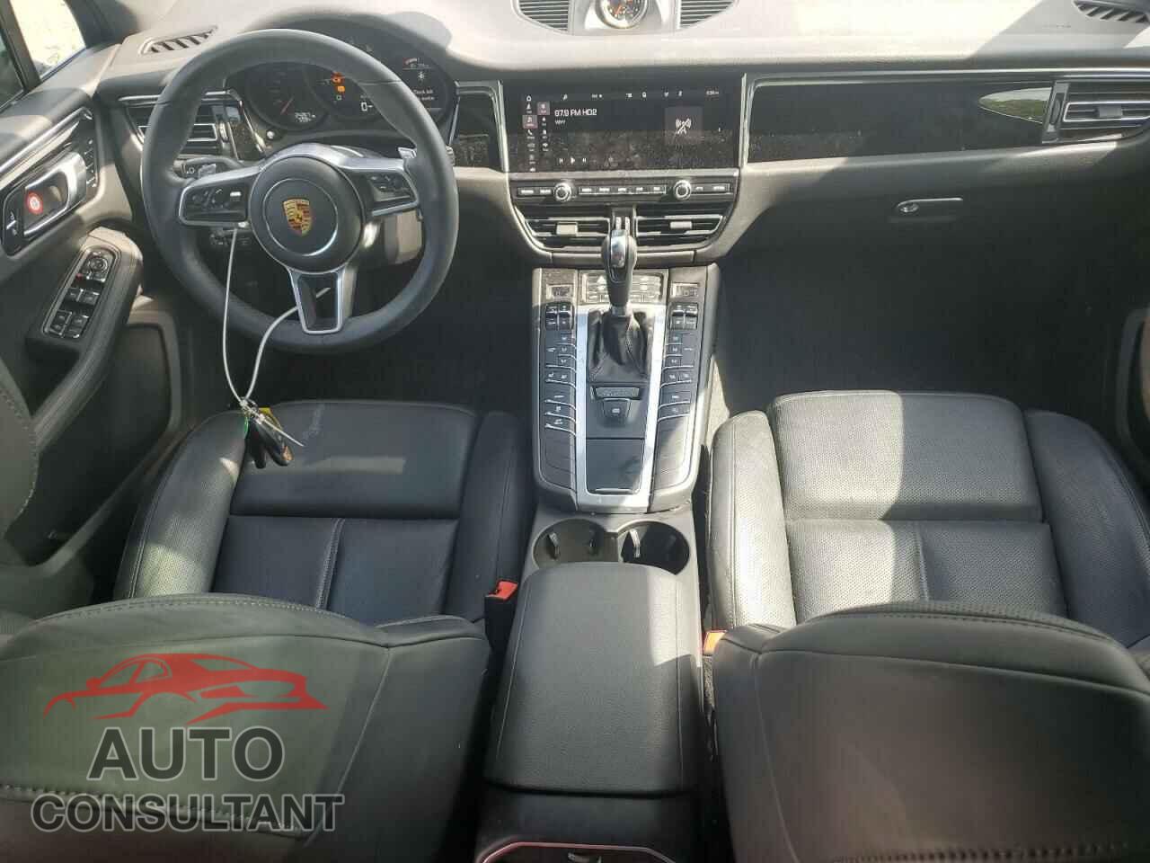 PORSCHE MACAN 2021 - WP1AA2A56MLB00663