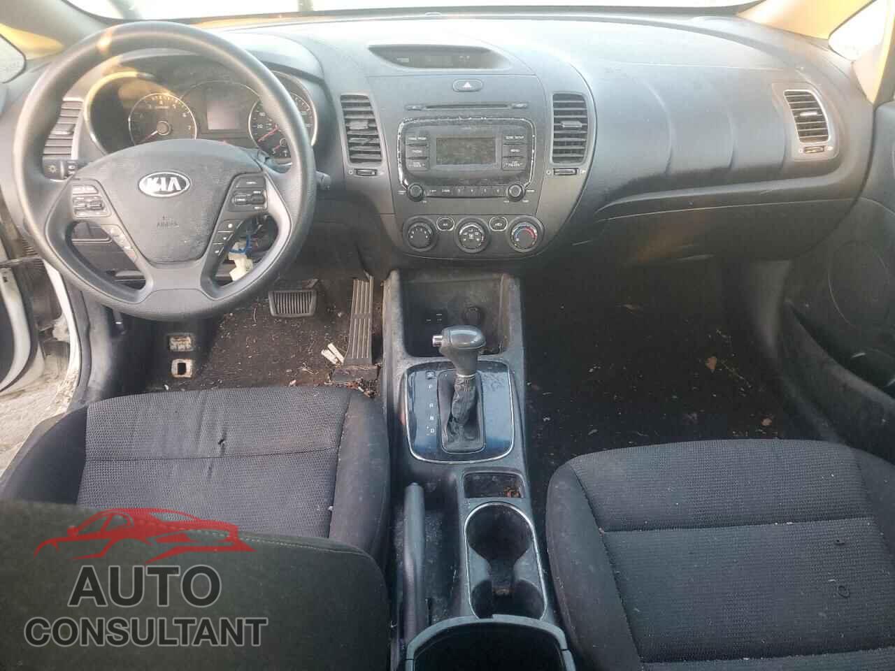 KIA FORTE 2017 - 3KPFK4A77HE028047