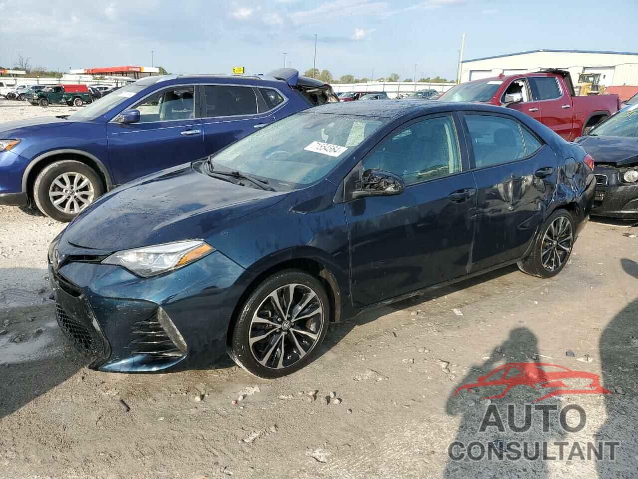 TOYOTA COROLLA 2018 - 5YFBURHE5JP805839