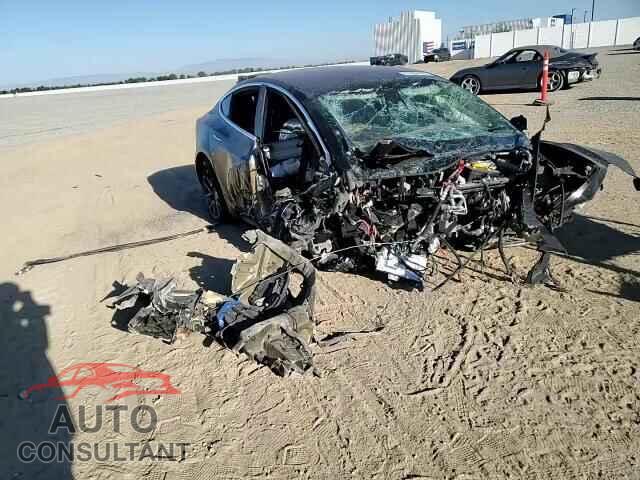 TESLA MODEL 3 2019 - 5YJ3E1EA9KF297893