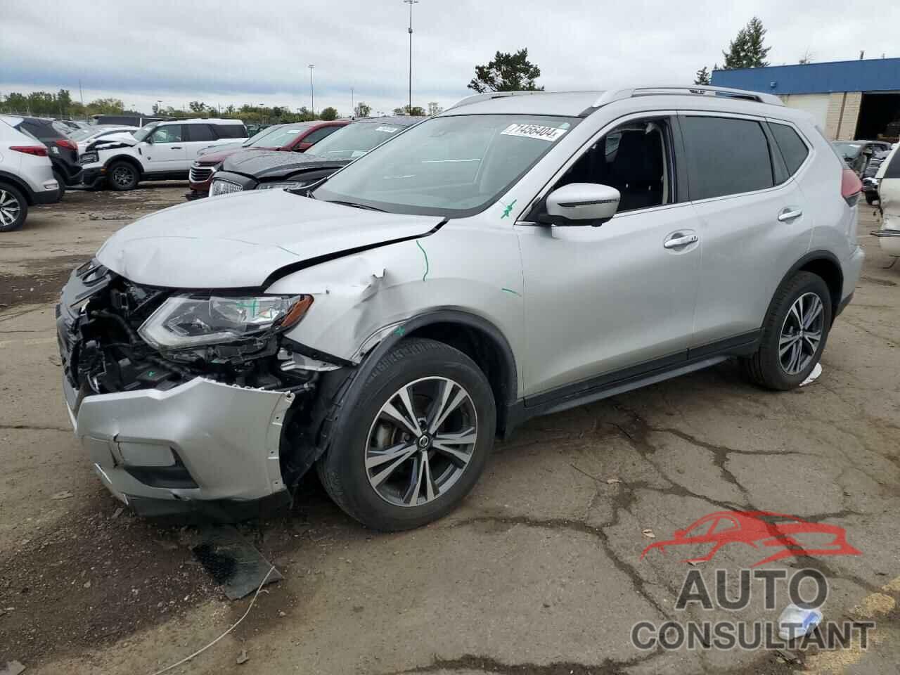 NISSAN ROGUE 2019 - JN8AT2MV1KW398207