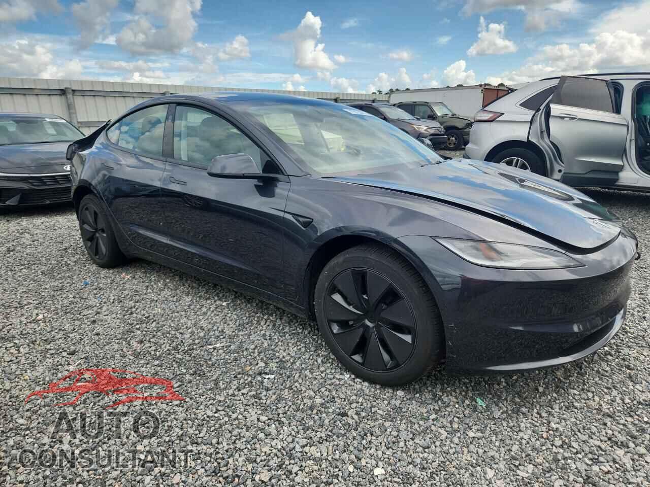 TESLA MODEL 3 2024 - 5YJ3E1EA9RF871600