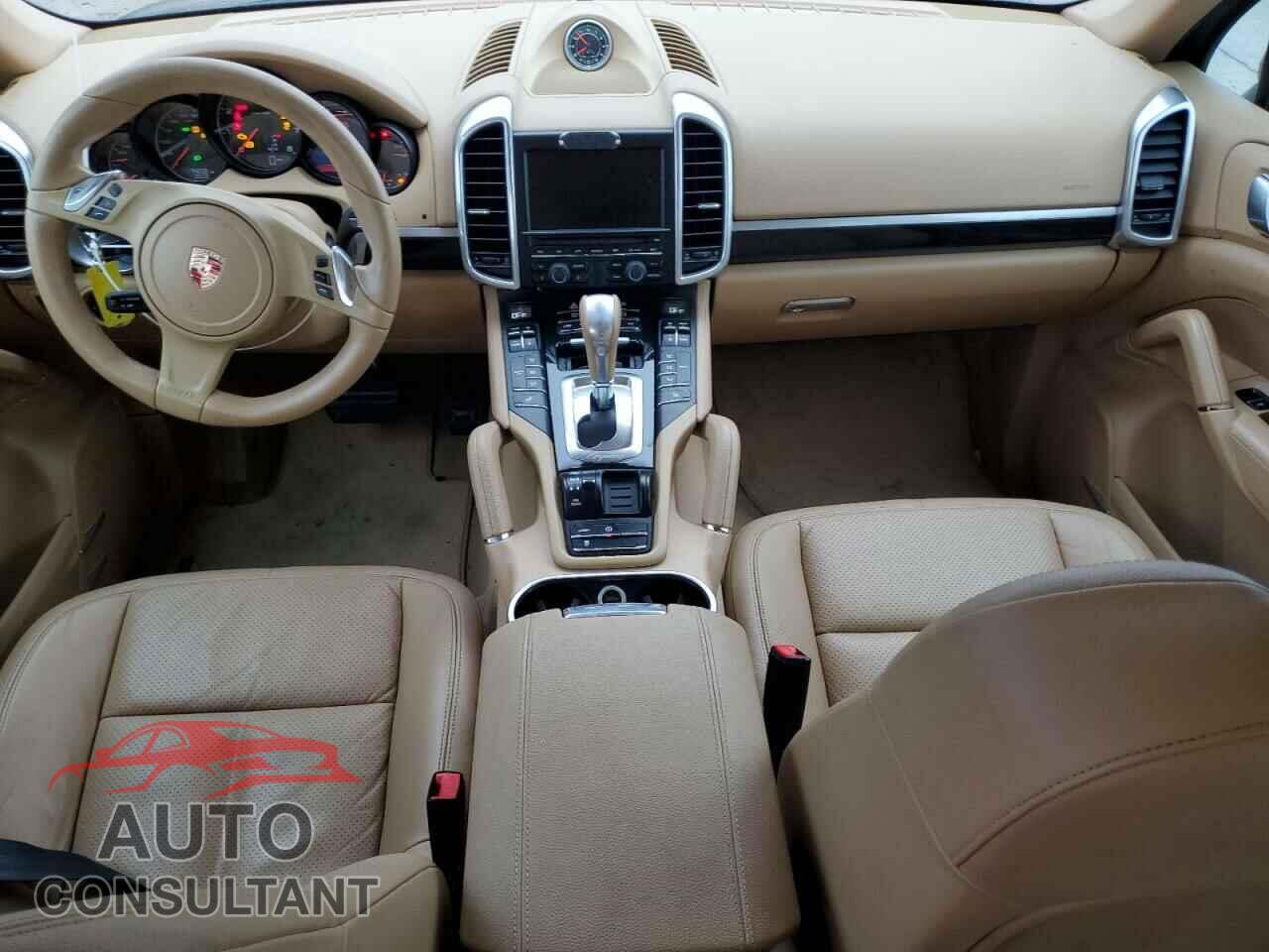 PORSCHE CAYENNE 2014 - WP1AA2A2XELA00976