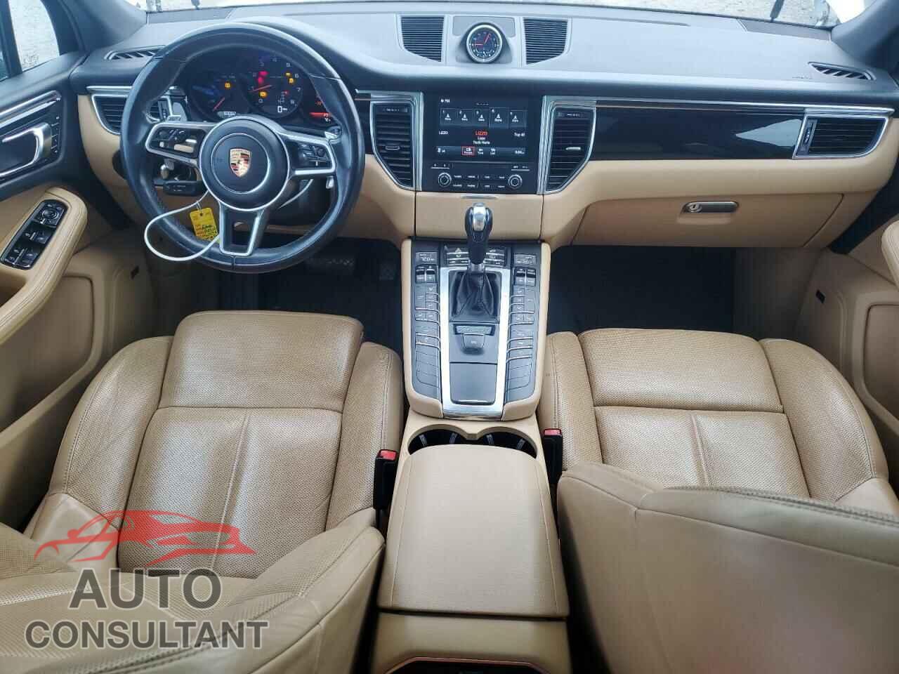 PORSCHE MACAN 2017 - WP1AA2A58HLB01643