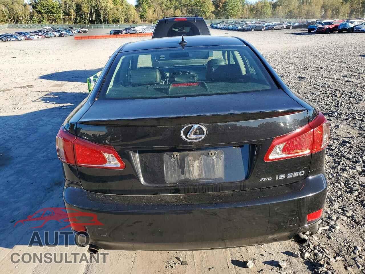 LEXUS IS 2011 - JTHCF5C24B5048126