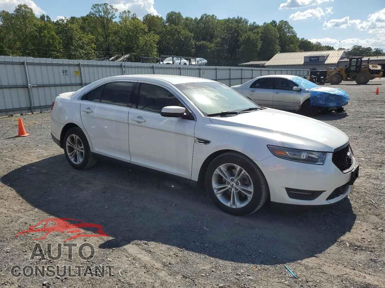 FORD TAURUS 2013 - 1FAHP2E8XDG147535