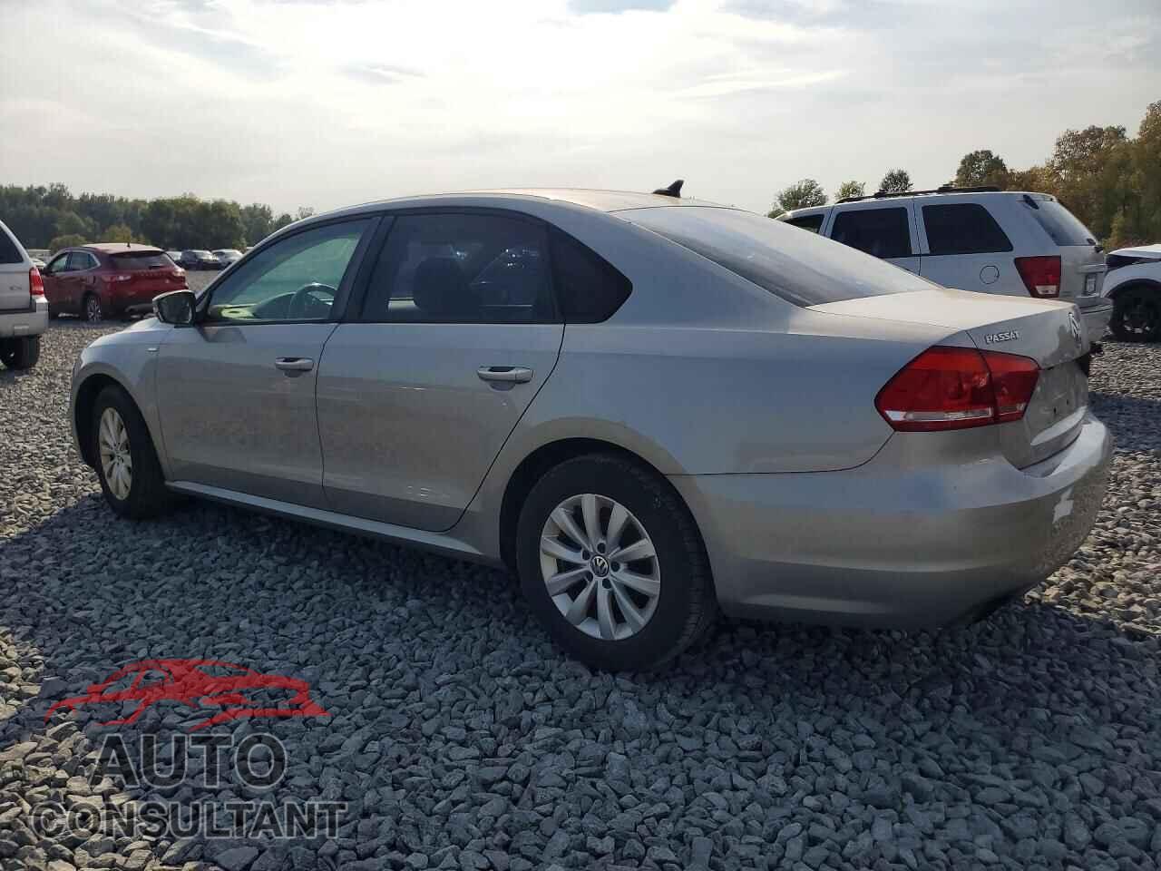 VOLKSWAGEN PASSAT 2014 - 1VWAT7A34EC108749