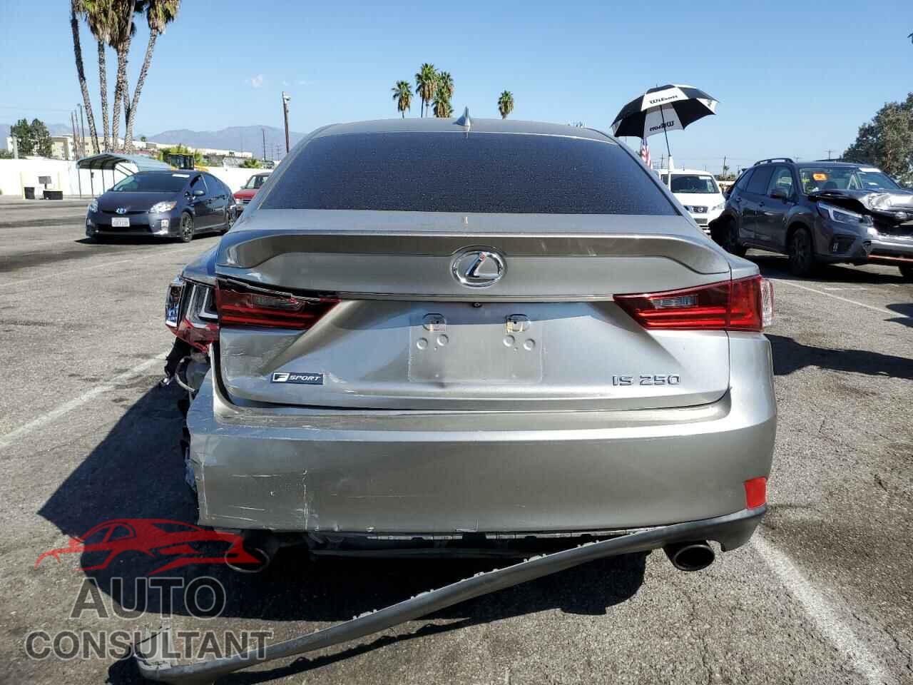 LEXUS IS 2015 - JTHBF1D29F5080286