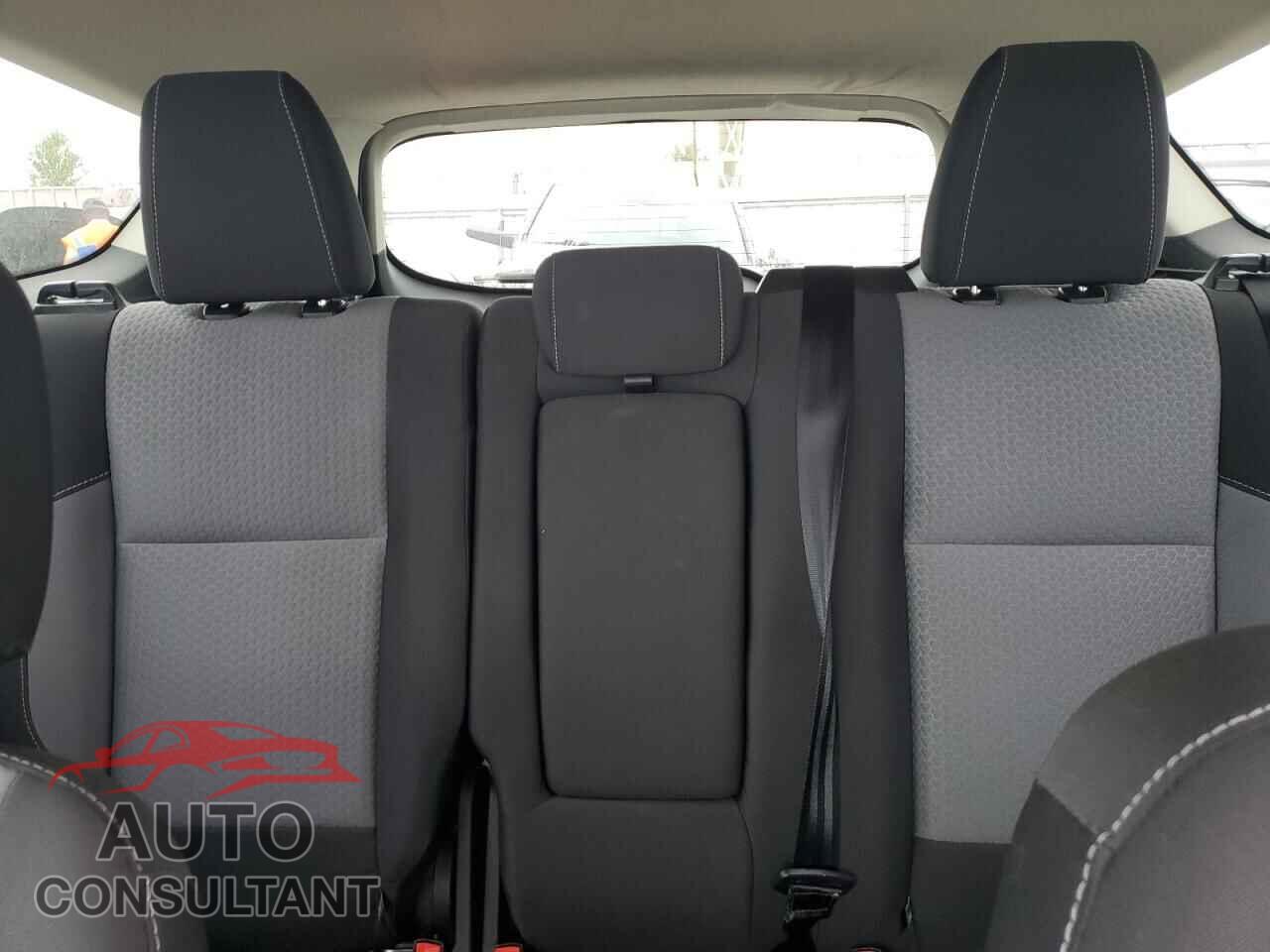 FORD ESCAPE 2017 - 1FMCU0GD3HUC78806