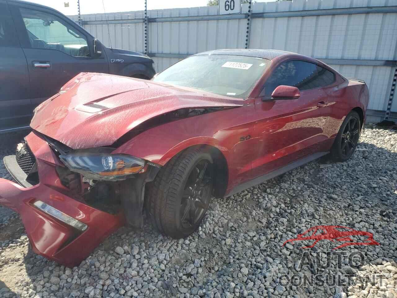 FORD MUSTANG 2018 - 1FA6P8CF8J5161856
