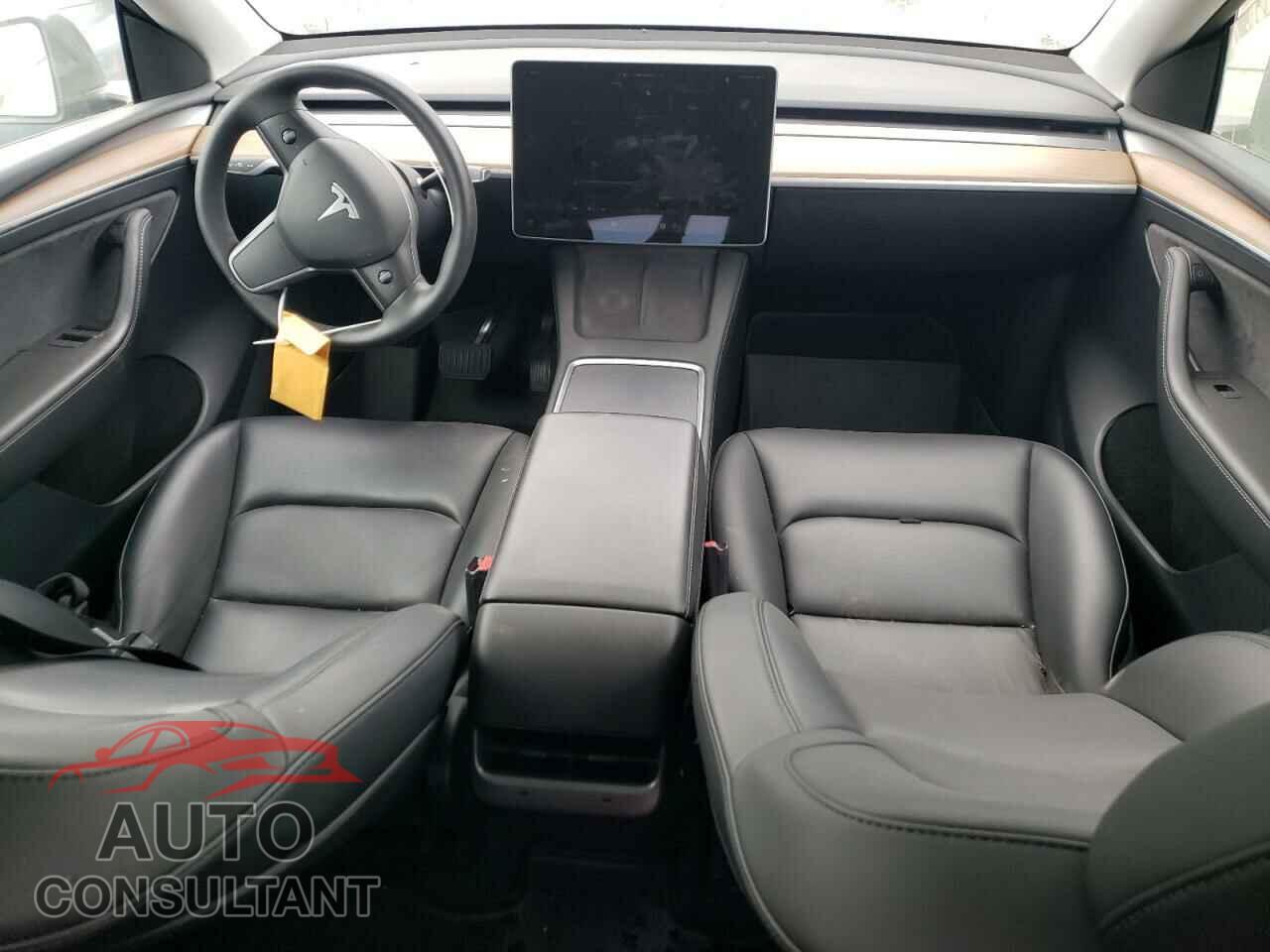 TESLA MODEL Y 2023 - 7SAYGDEEXPF605443
