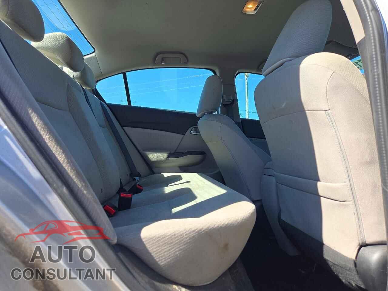 HONDA CIVIC 2013 - 19XFB2F54DE054949