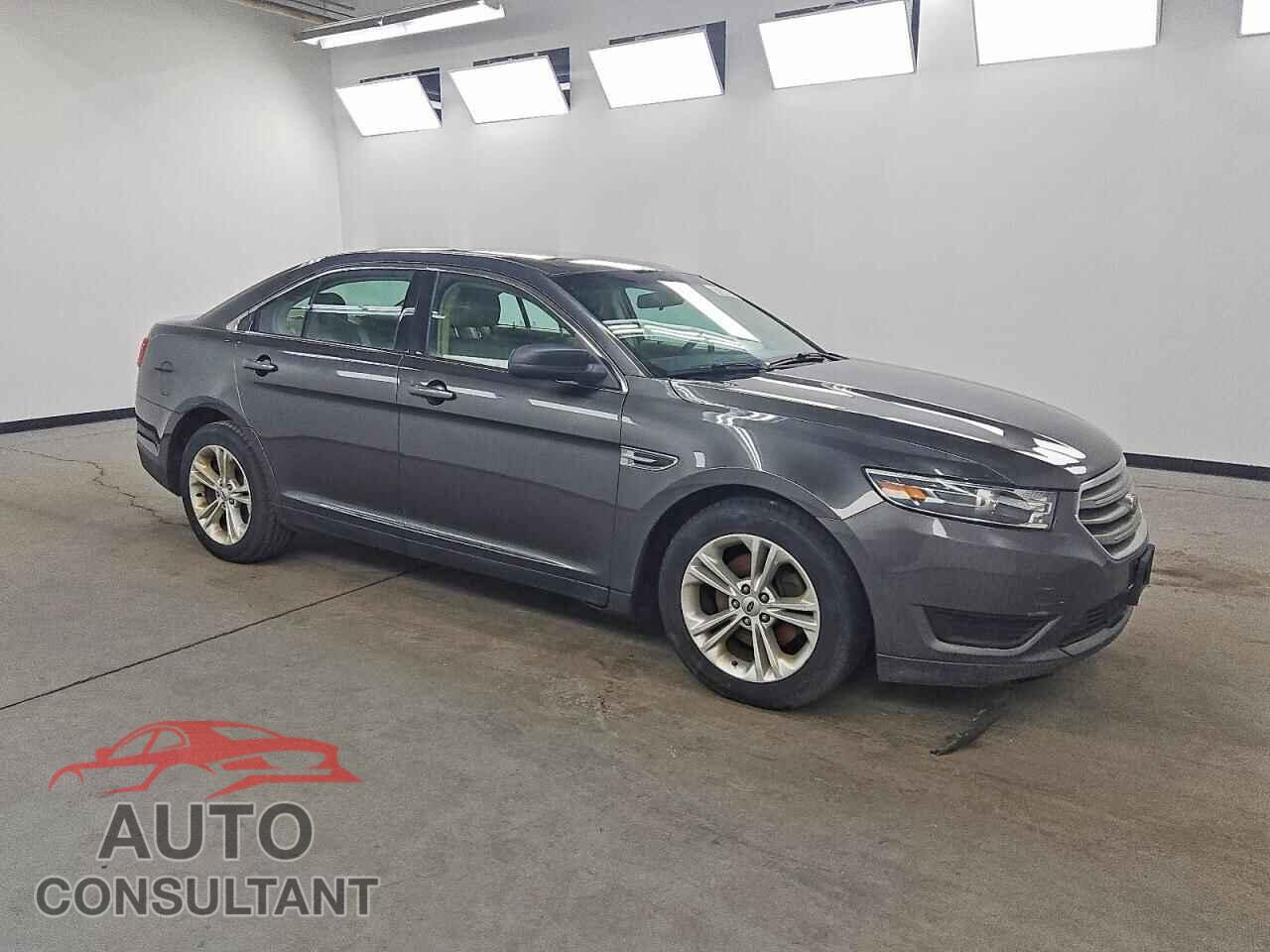 FORD TAURUS 2017 - 1FAHP2D86HG100025