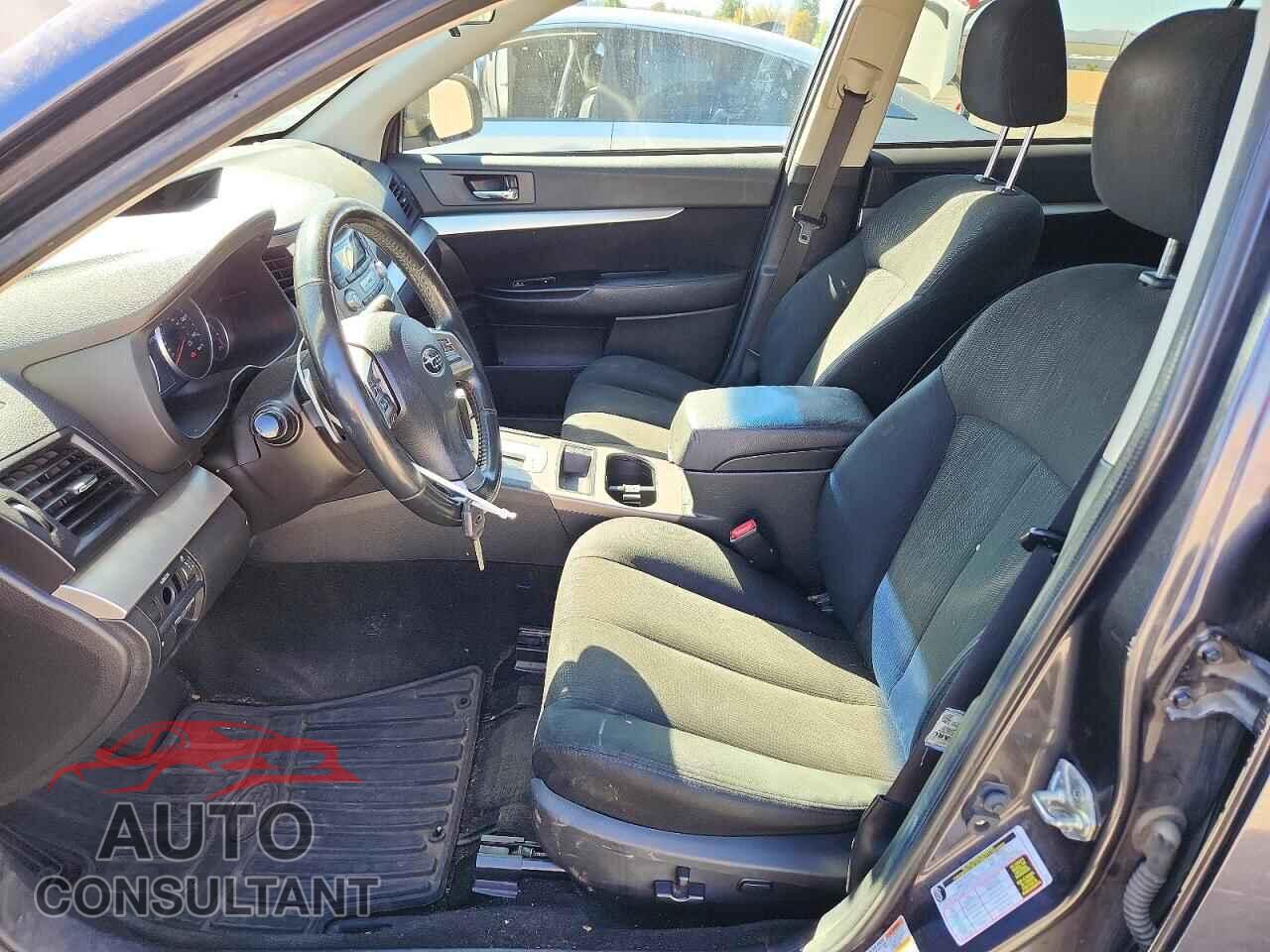 SUBARU OUTBACK 2013 - 4S4BRBBC2D3257940