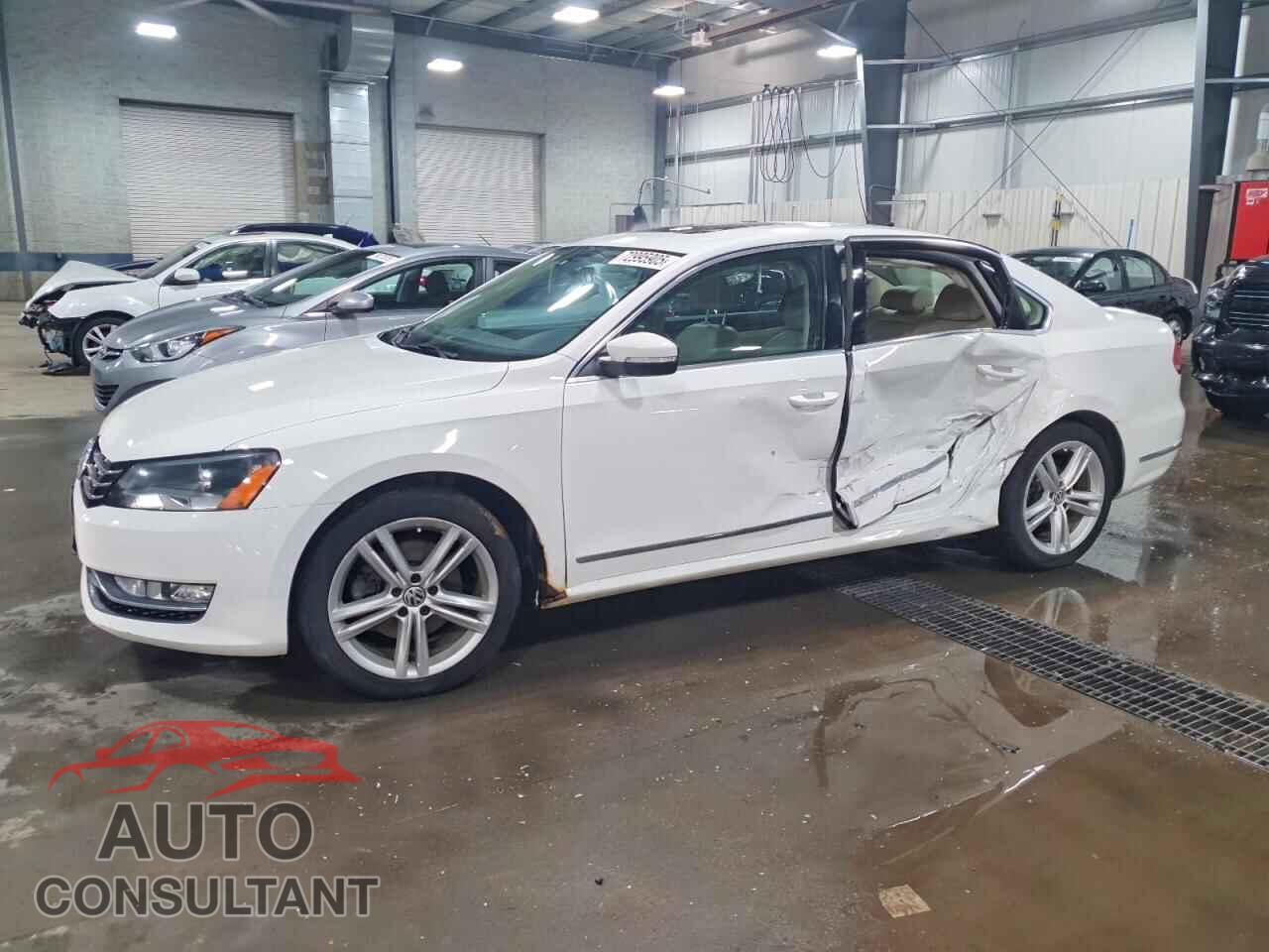 VOLKSWAGEN PASSAT 2014 - 1VWCS7A35EC001379