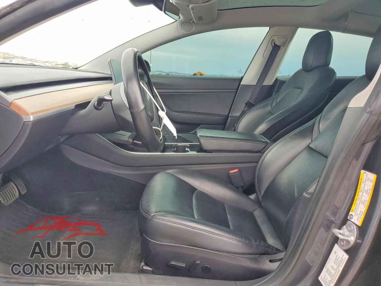 TESLA MODEL 3 2020 - 5YJ3E1EA5LF803480