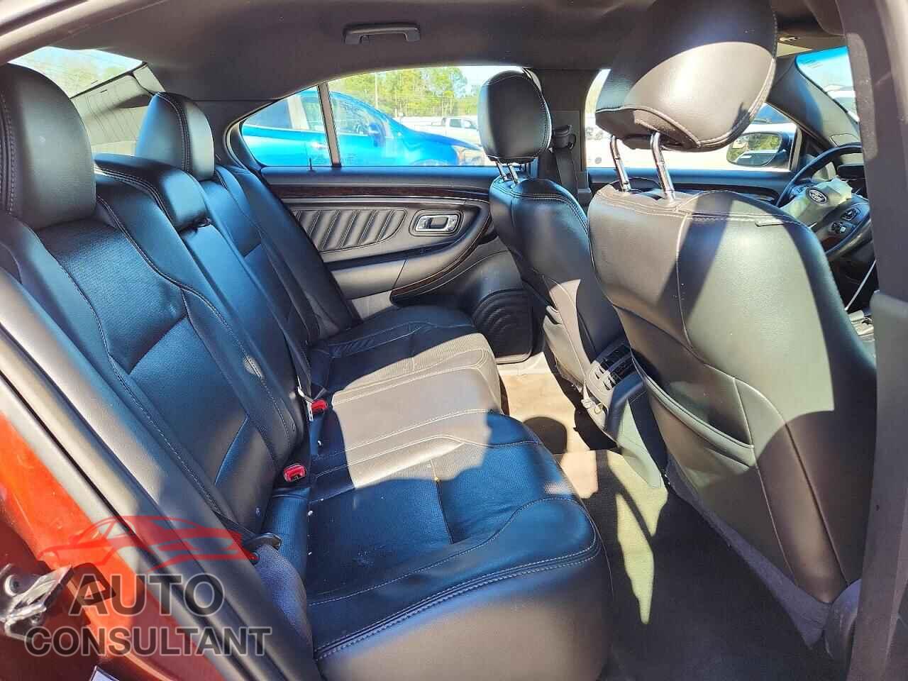 FORD TAURUS 2015 - 1FAHP2F83FG134255