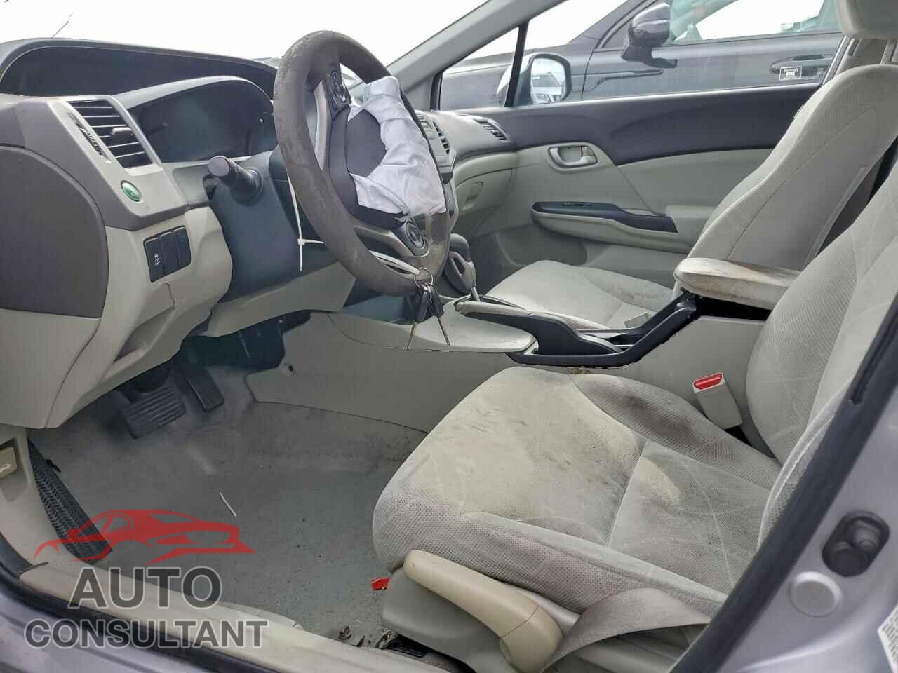 HONDA CIVIC 2012 - 19XFB2F50CE319493