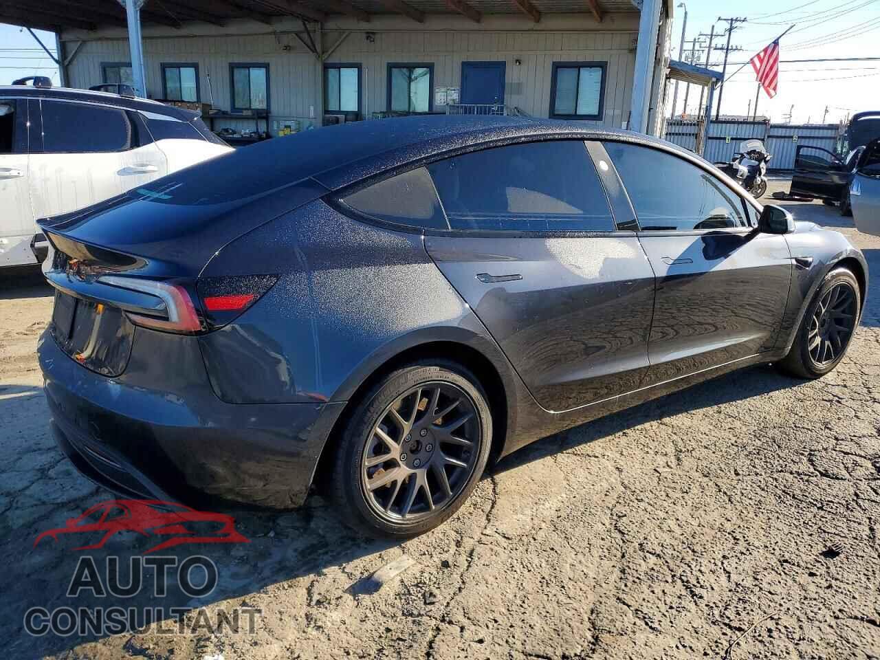 TESLA MODEL 3 2025 - 5YJ3E1EA7SF938443