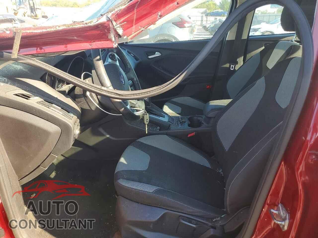 FORD FOCUS 2014 - 1FADP3F26EL404701
