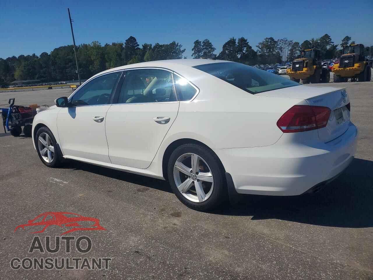 VOLKSWAGEN PASSAT 2015 - 1VWBT7A35FC019357