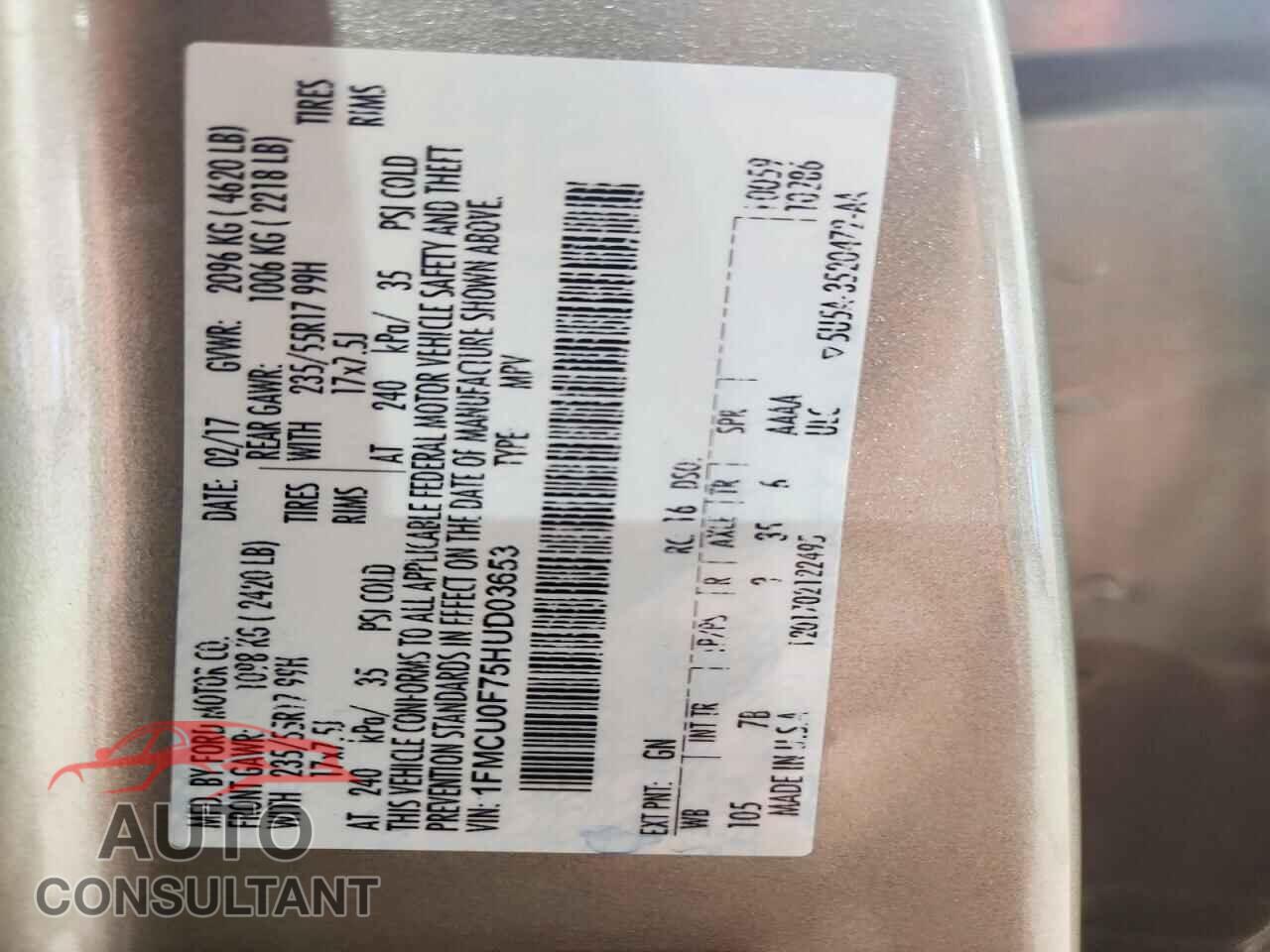 FORD ESCAPE 2017 - 1FMCU0F75HUD03653
