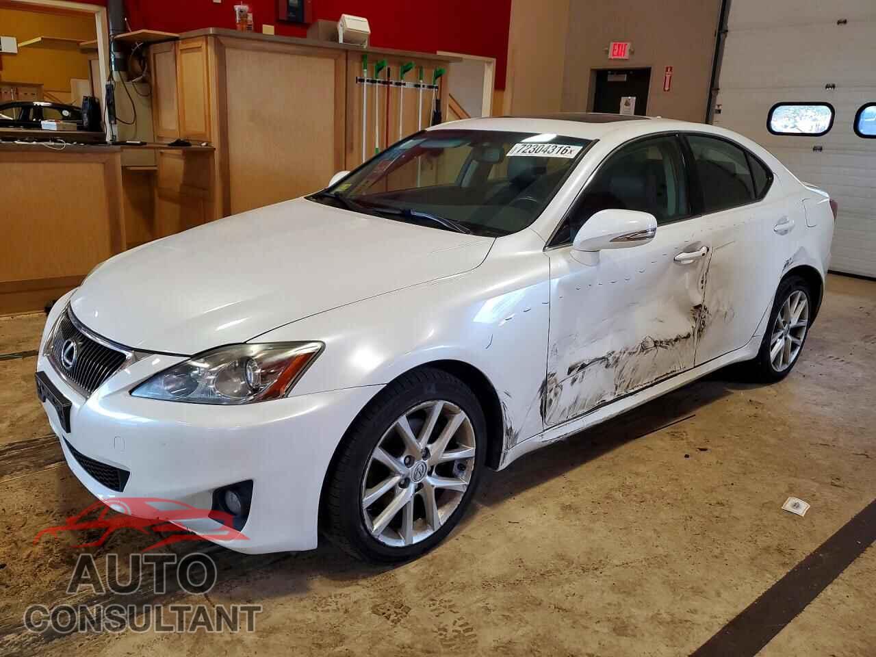 LEXUS IS 2012 - JTHCF5C26C5052759