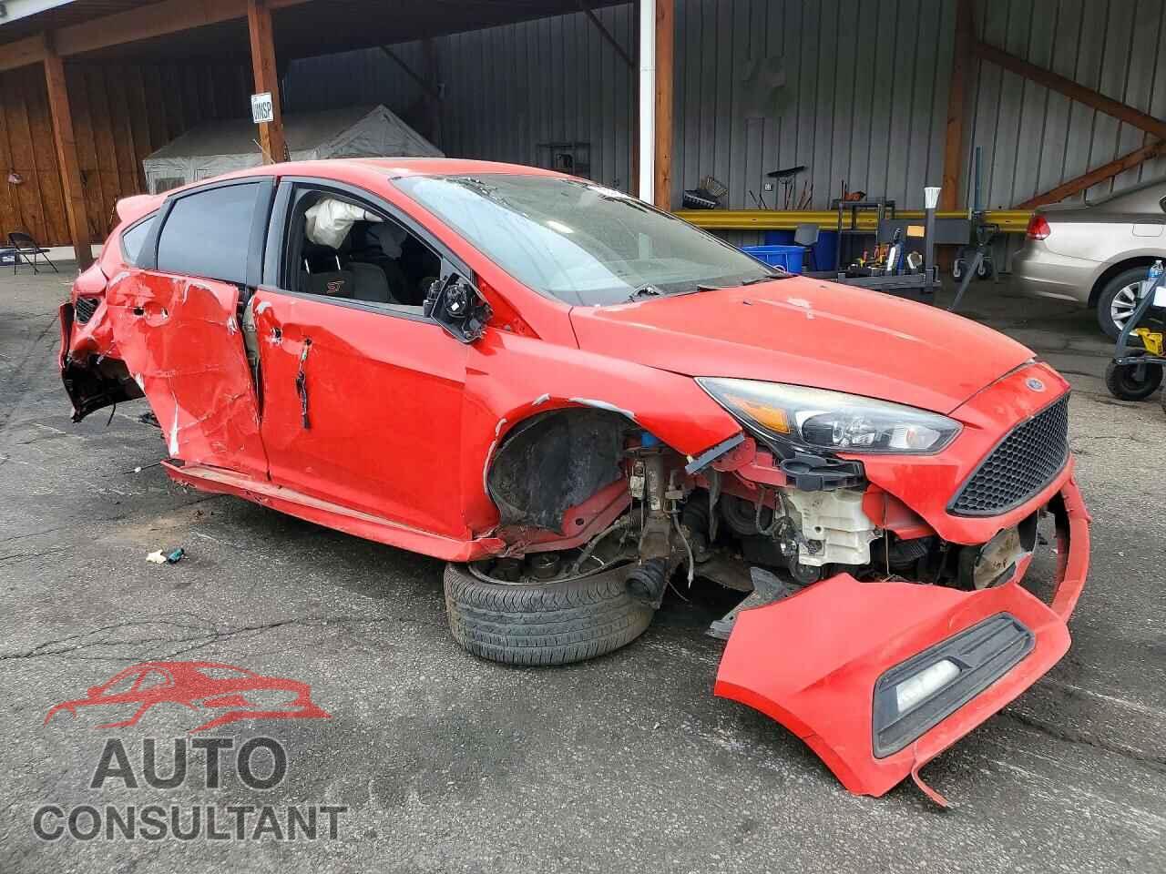 FORD FOCUS 2017 - 1FADP3L94HL229855