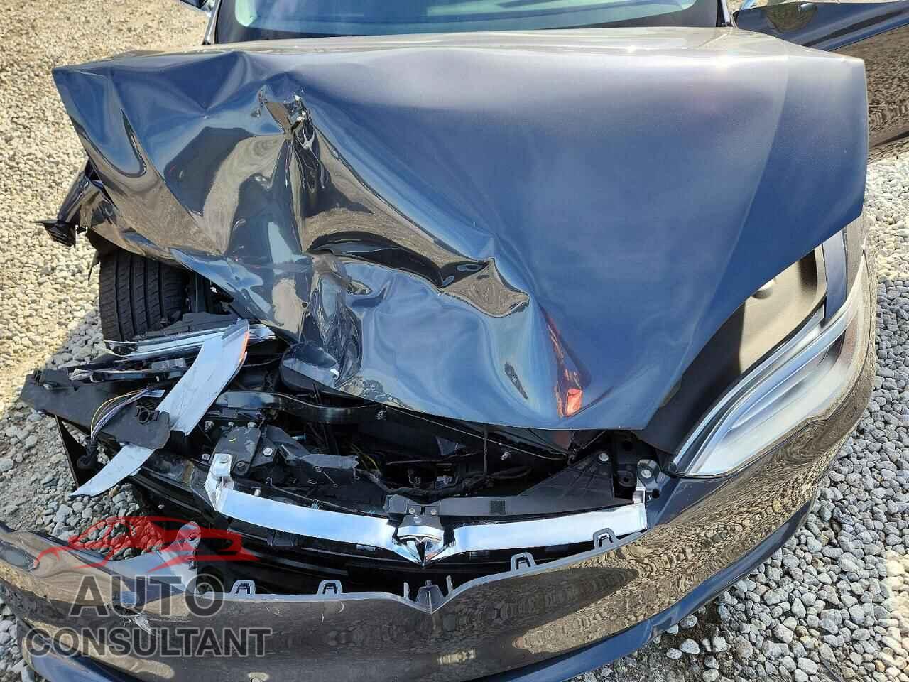 TESLA MODEL S 2017 - 5YJSA1E25HF229194