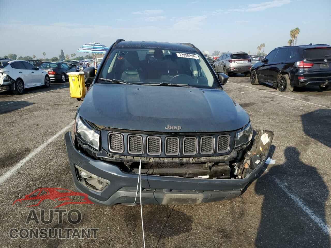 JEEP COMPASS 2018 - 3C4NJDDB7JT129122