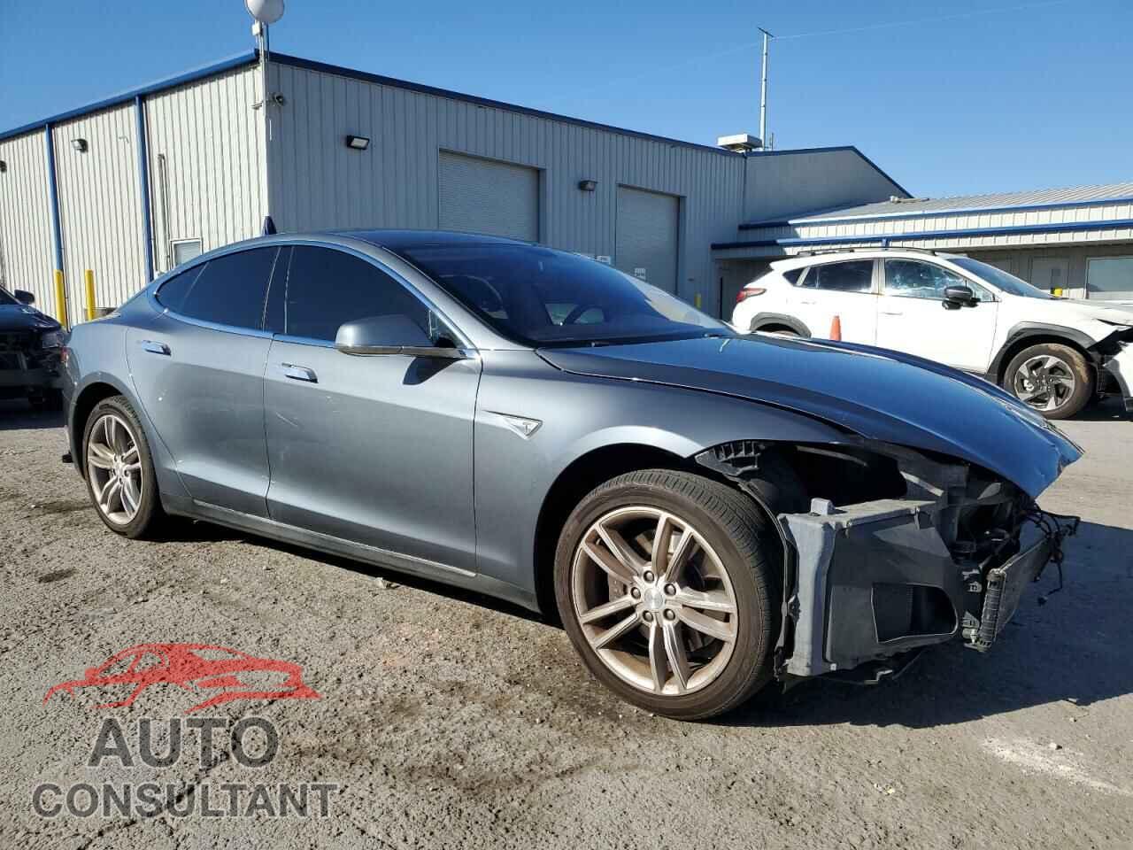 TESLA MODEL S 2014 - 5YJSA1S1XEFP44635