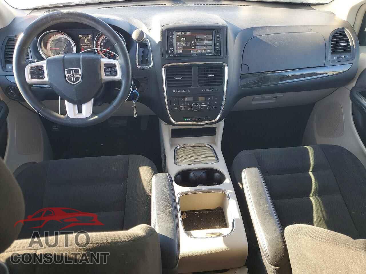 DODGE CARAVAN 2015 - 2C4RDGDG4FR700632