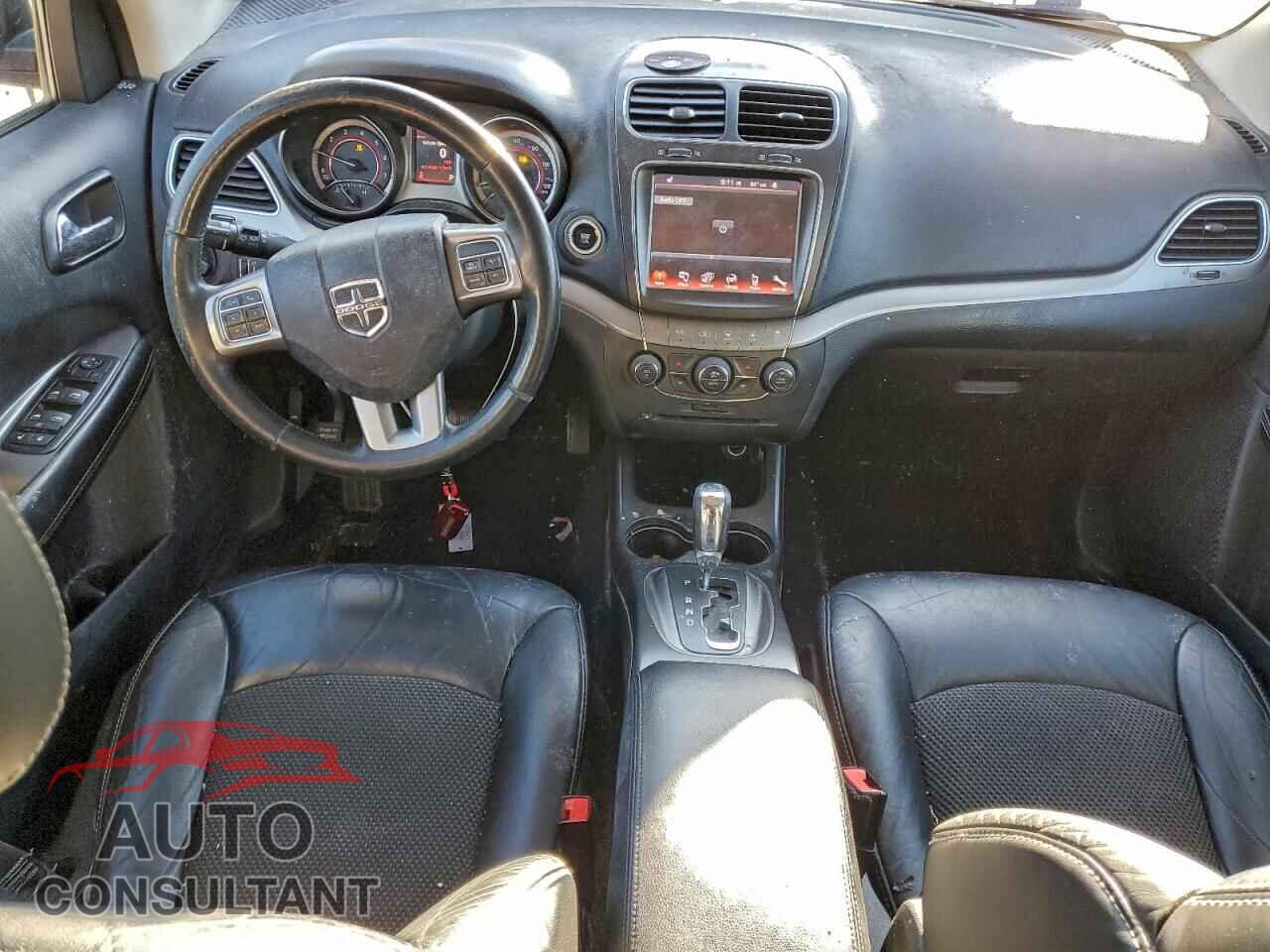 DODGE JOURNEY 2015 - 3C4PDCGB0FT531044