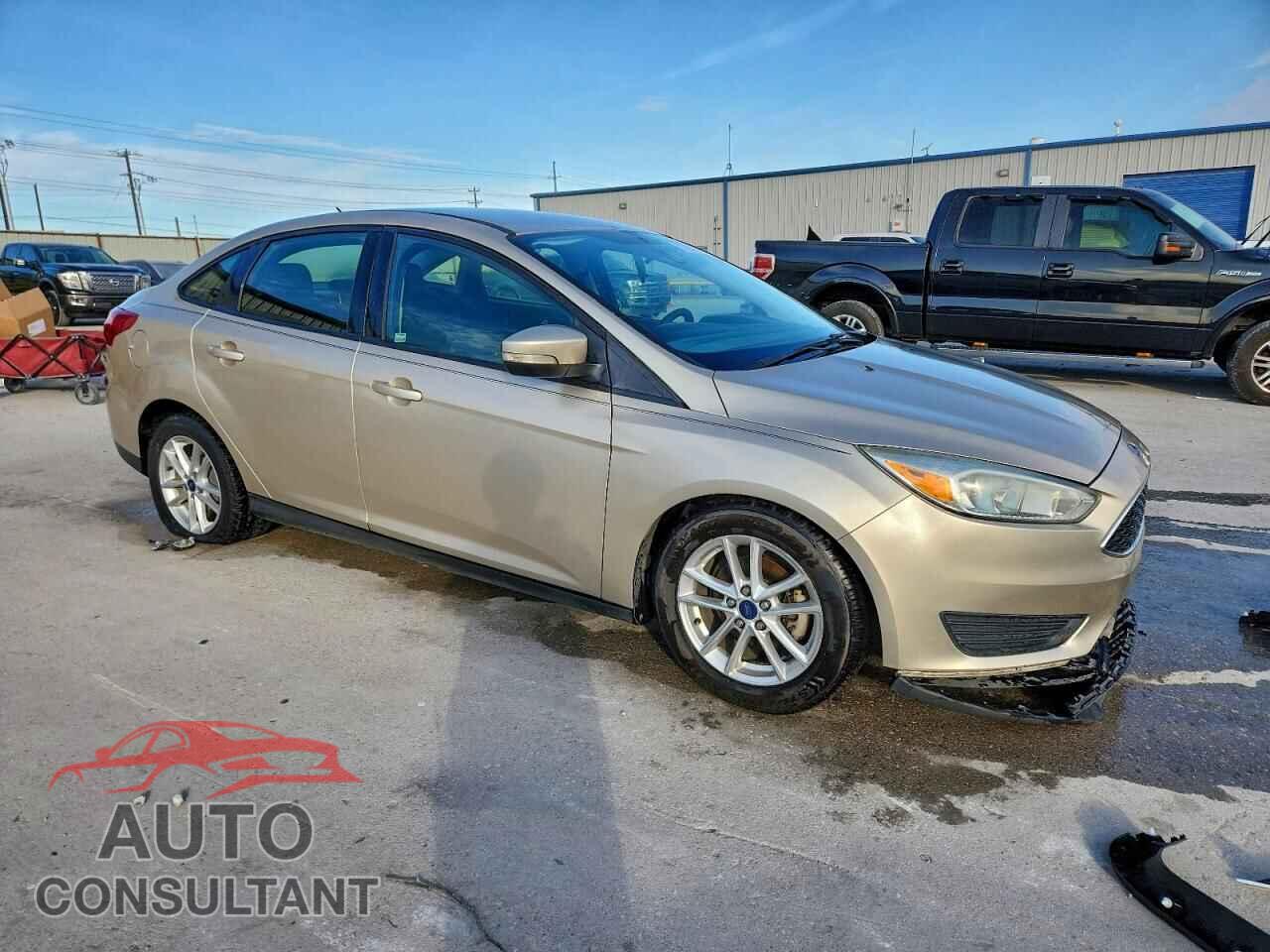 FORD FOCUS 2017 - 1FADP3F23HL205092