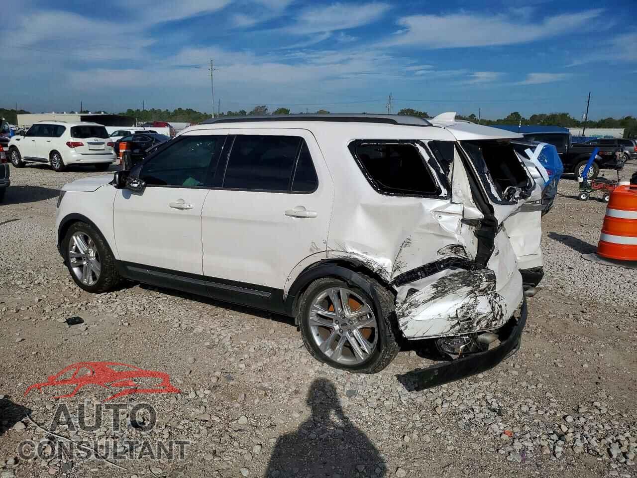 FORD EXPLORER 2017 - 1FM5K7D82HGA58800