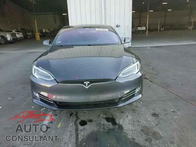 TESLA MODEL S 2017 - 5YJSA1E18HF200814