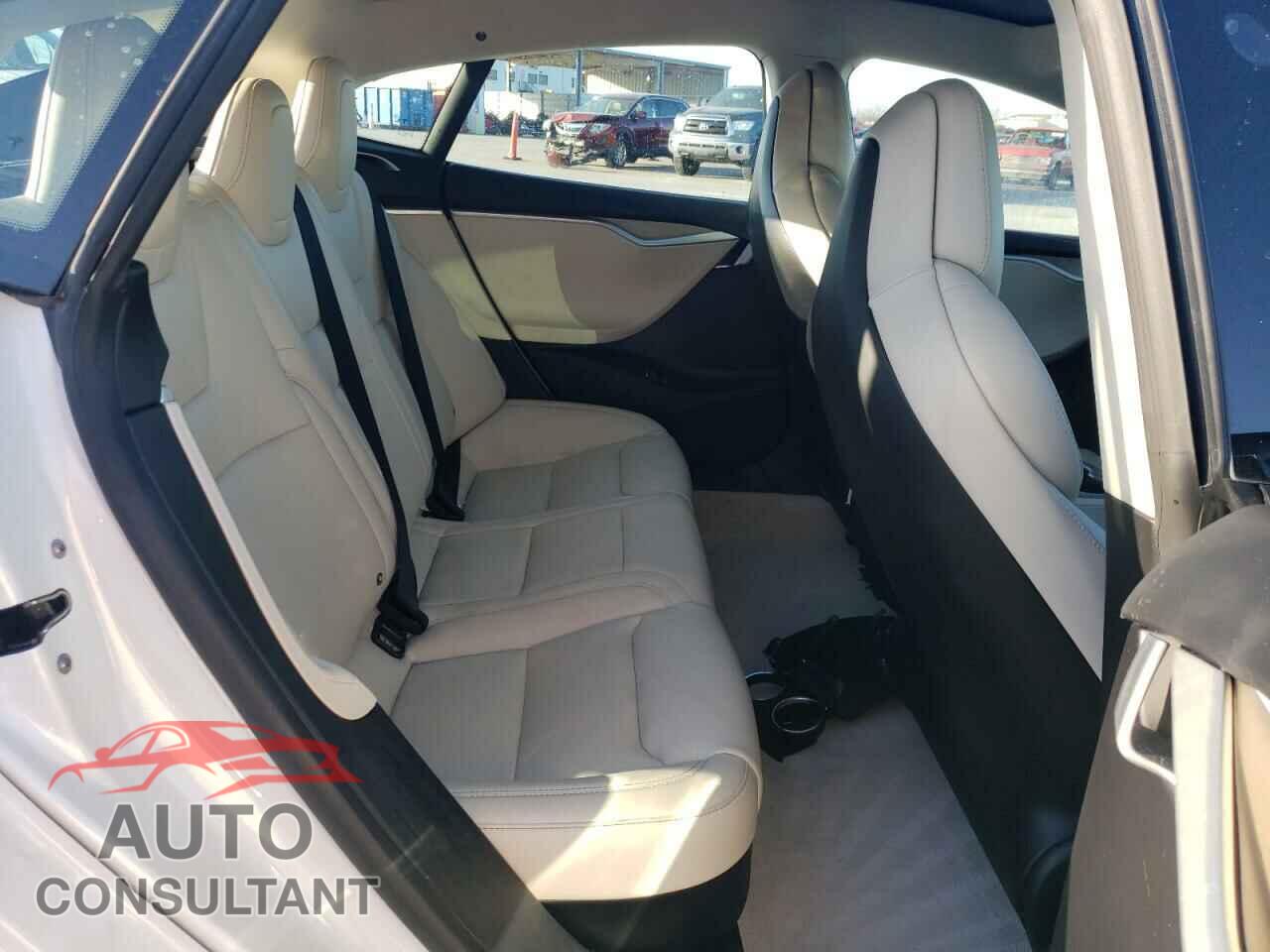 TESLA MODEL S 2017 - 5YJSA1E28HF228699
