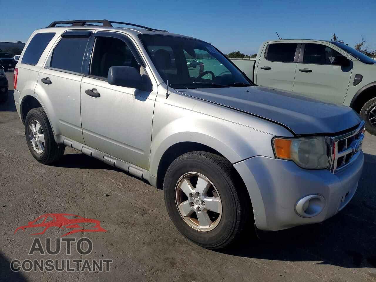 FORD ESCAPE 2010 - 1FMCU0D77AKA56110