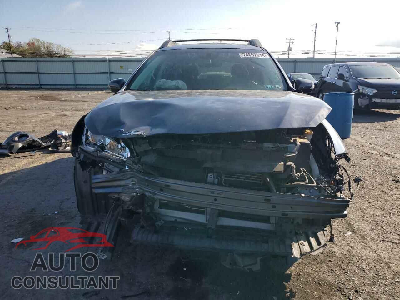 SUBARU OUTBACK 2017 - 4S4BSENC5H3371017