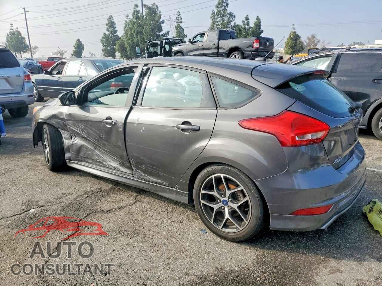 FORD FOCUS 2016 - 1FADP3K21GL213048