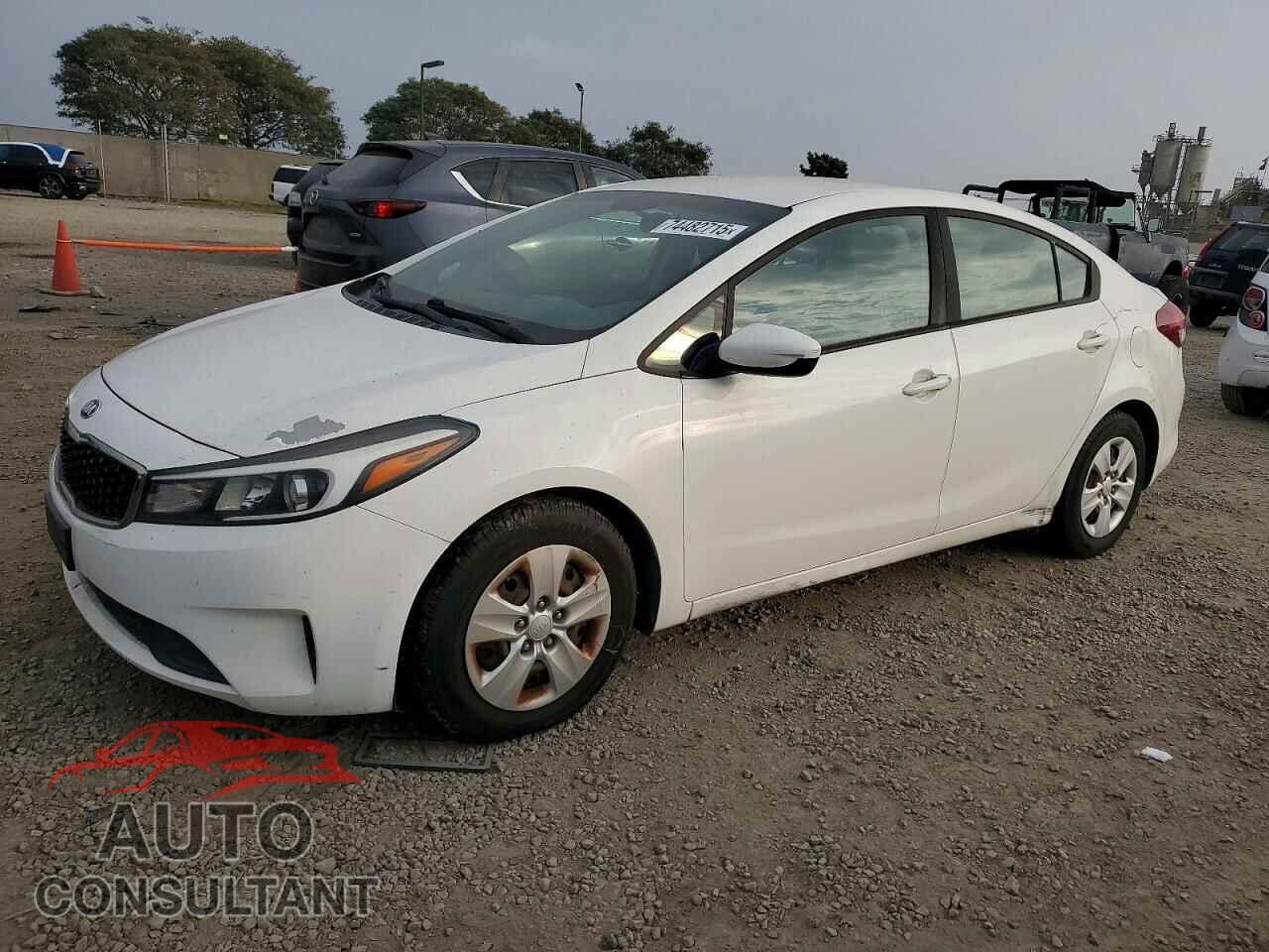 KIA FORTE 2017 - 3KPFK4A72HE039263