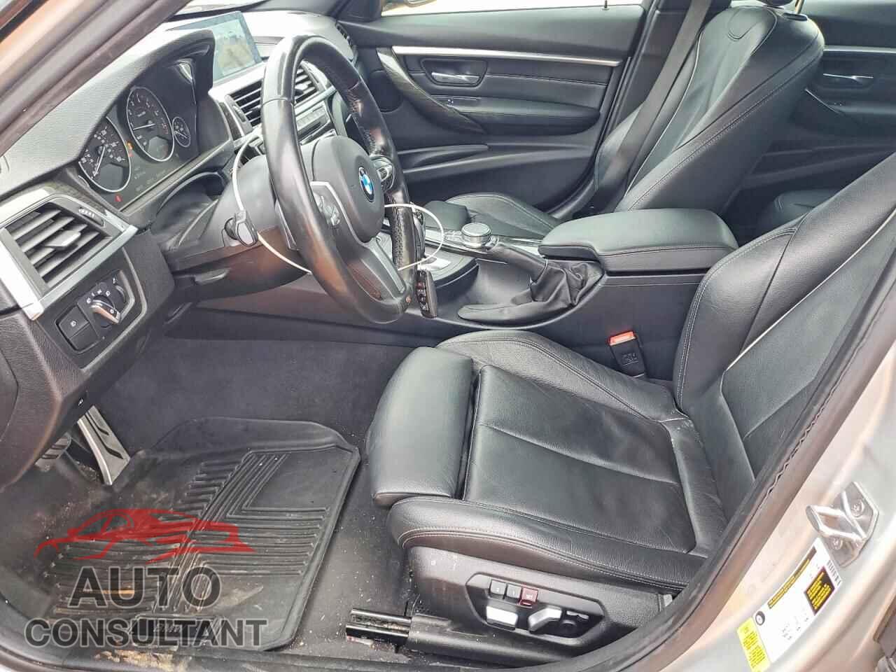 BMW 3 SERIES 2018 - WBA8B9C59JEE81878