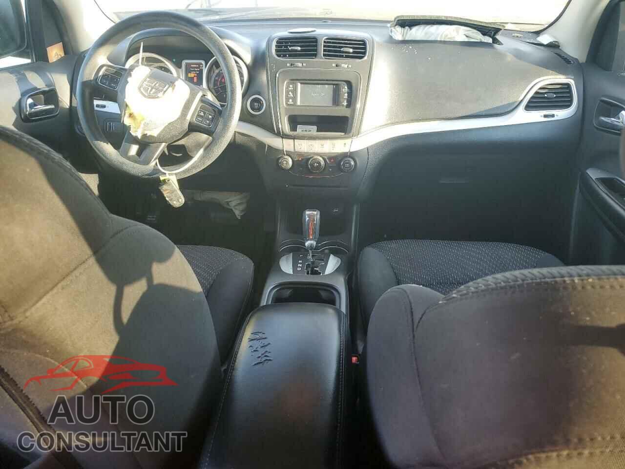 DODGE JOURNEY 2015 - 3C4PDCBG1FT718005
