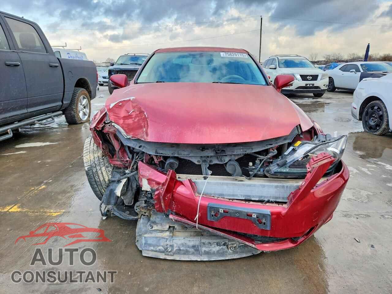 LEXUS IS 2012 - JTHBF5C27C5161596